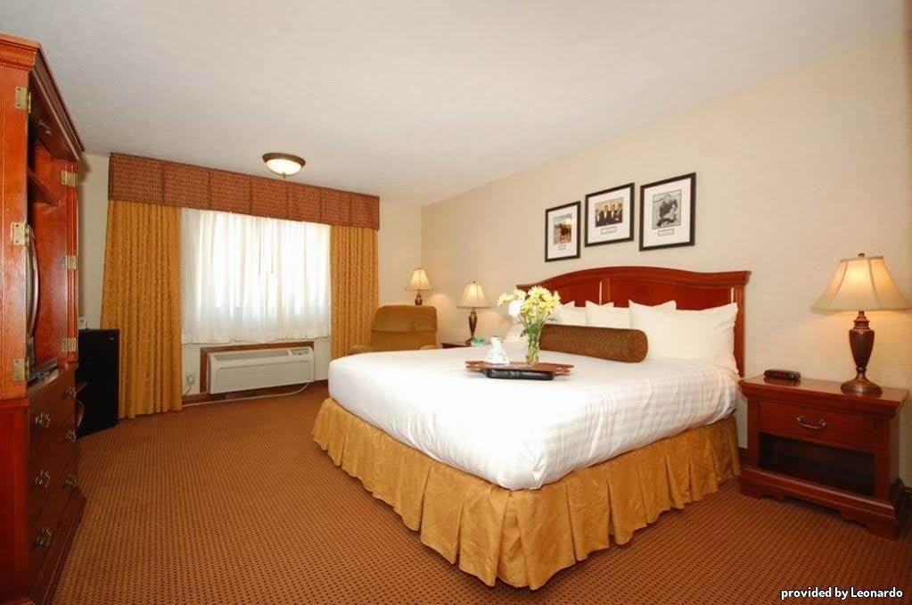 Baymont By Wyndham Bellevue - Omaha Hotel Buitenkant foto